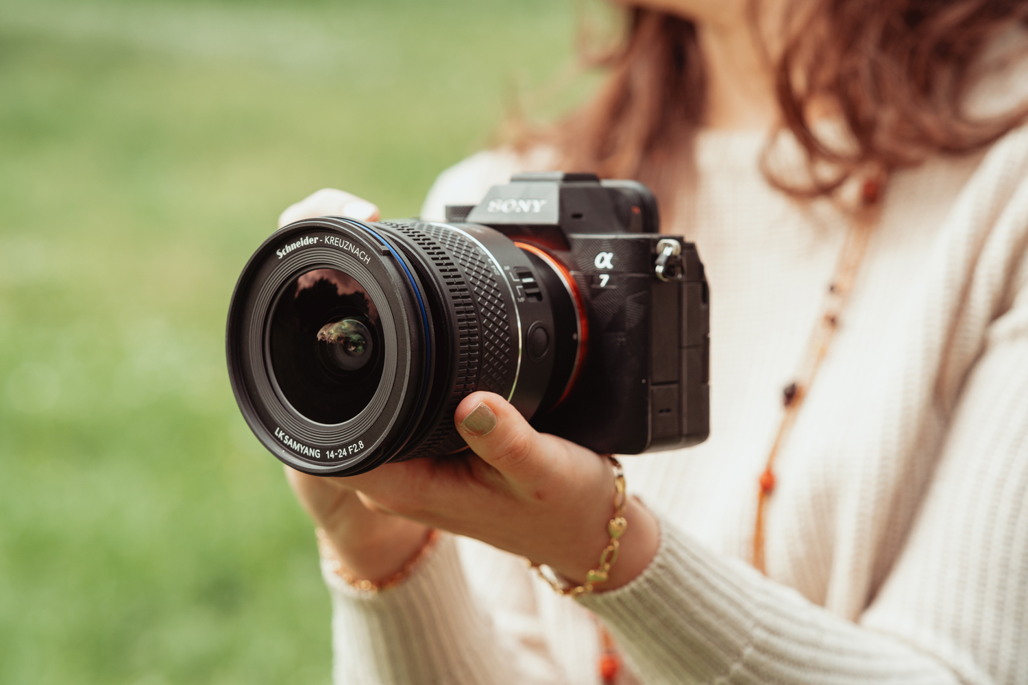 Samyang AF 14-24mm f/2.8 ostul kaasa kingitus väärtuses 249€
