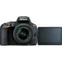 Nikon D5500 + 18-55 VR II + 55-300 VR Kit, must