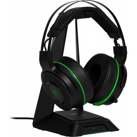 Razer kõrvaklapid + mikrofon Thresher Ultimate Xbox One + hoidik