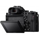 Sony a7R body + 64GB SDXC memory card