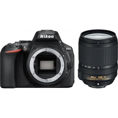Nikon D5600 + 18-140mm AF-S VR Kit, black