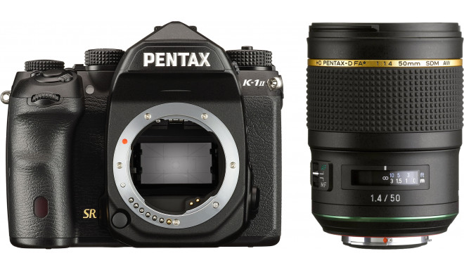 Pentax K-1 II + D-FA* 50 мм f/1.4 SDM AW Kit