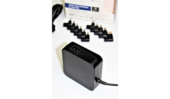 Universal notebook adapter 90W