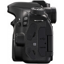 Canon EOS 80D + Tamron 18-200mm VC