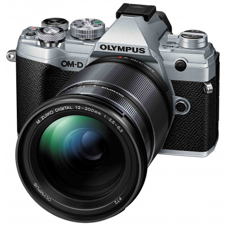 Olympus OM-D E-M5 Mark III + 12-200mm Kit, hõbedane/must