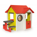 Smoby playhouse with picnic table