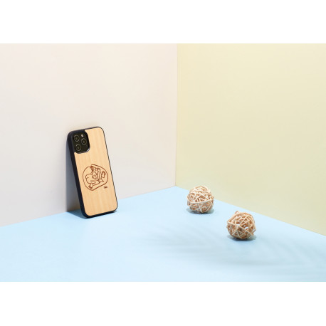 MAN&WOOD case for iPhone 12/12 Pro child with fish