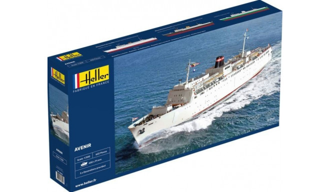 Heller plastic model of the Avenir passenger freight ferry 1/200