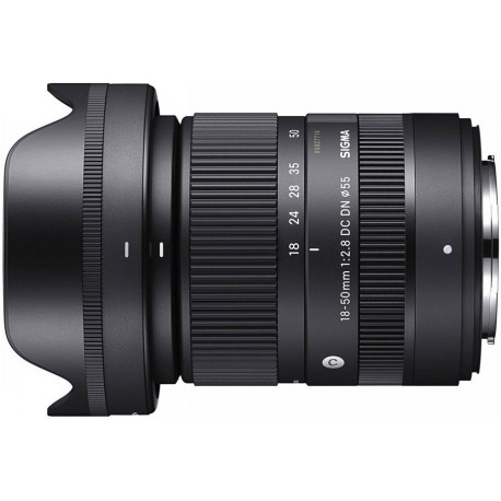 Sigma 18-50mm f/2.8 DC DN Contemporary lens for Fujifilm