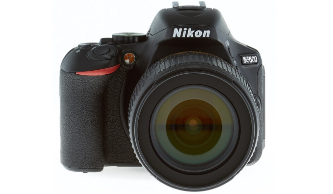 Nikon D5600 18-105 VR