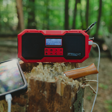 Albrecht DR 112 DAB+ outdoor radio with camping lamp FM, SOS, Light, Solar, PowerBank, IPX5