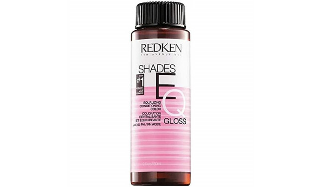 Poolpüsiv värv Redken Shades Eq M (3 Ühikut) (3 x 60 ml)