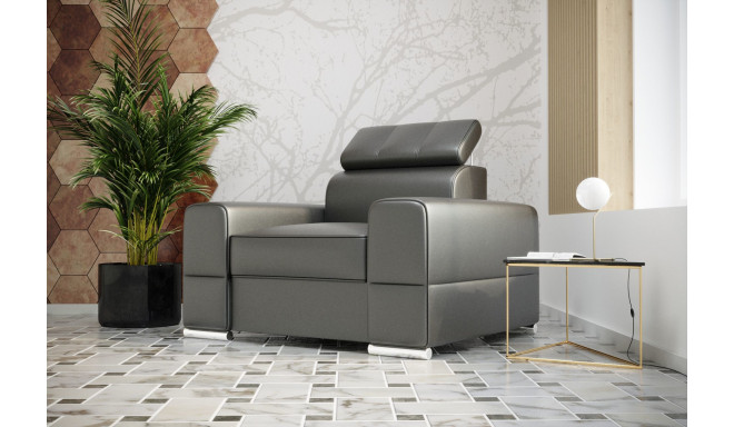 Tugitool Royal, hall