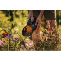 Fiskars Solid Streuer, spreader (black/orange)