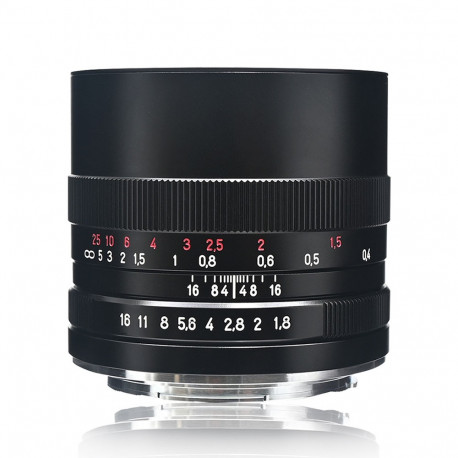 AstrHori objektiiv 35mm f/1,8 Sony E täiskaader