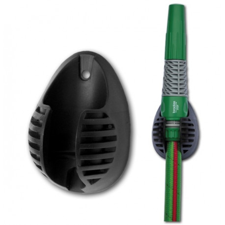 Hanger for spray accessories