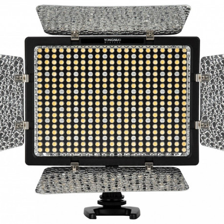 Yongnuo YN300 IV LED RGB Light, WB (3200 K - 5500 K)
