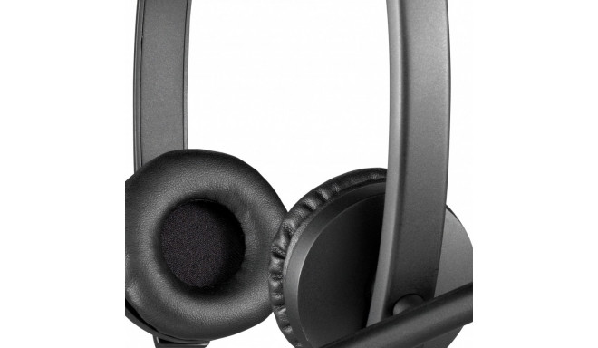 "Logitech H570e USB Stereo Headset"