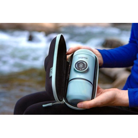 WACACO NANOPRESSO ARCTIC BLUE + Case ground coffee maker