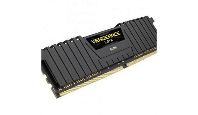 Память RAM Corsair 8GB DDR4-2400 8 Гб