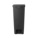 Prügikast 40L, Brabantia, StepUp, pedaaliga, L-35.2x S-28.0x K-66.6/100.0cm/ Dark Grey, tumehall