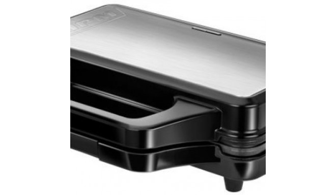 The MPM MOP-45M is a high-capacity sandwich maker designed to prepare four sandwich