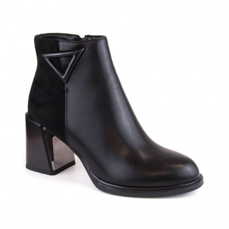 D&A S.Barski Premium Collection W OLI238 black insulated ankle boots with decorative heel (37)
