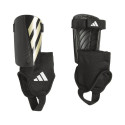 Adidas Tiro Match Club Jr IP3996 football shin guards (M)