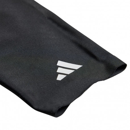 adidas jalgpalli säärekaitsmed Tiro Competition IP3999 M, must