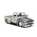 Vehicle with figure Street Fighter 1956 Ford Pickup 1/24