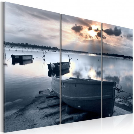 Seinapilt - A small boat by a lake - 120x80