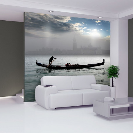 Fototapeet - Gondola ride in Venice - 250x193