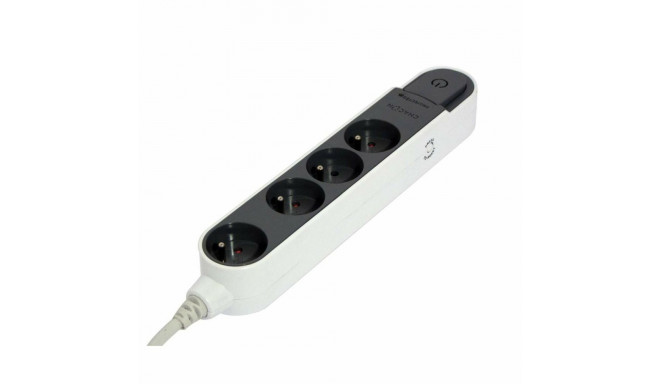 4-socket plugboard with power switch Chacon