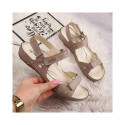 Comfortable leather sandals in beige W Helios 205 (36)