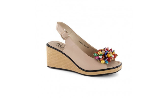 Leather wedge sandals with colorful beads Filippo W PAW528 beige (40)