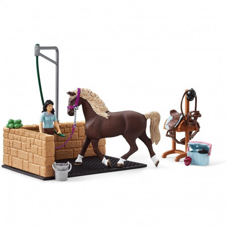 Horse Club pesukoht koos Emilyga ja Lunaga