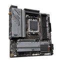 Gigabyte emaplaat B650M Gaming X AX Supports AMD AM5 CPUs 6+2+1 Phases Digital VRM up to 8000MHz DDR5 (OC