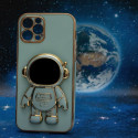 Astronaut case for Motorola Moto E13 mint