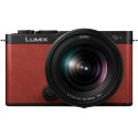 Panasonic Lumix DC-S9 + 20-60mm, crimson red