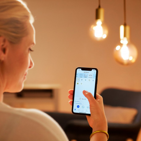 WiZ nutipirn, E14, läbipaistev klaas, reguleeritav valge, Wi-Fi, 2700-6500 K, 470 lm