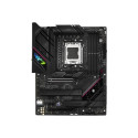 Asus ROG STRIX B650E-F GAMING WIFI Processor family AMD Processor socket AM5 DDR5 DIMM Memory slots 