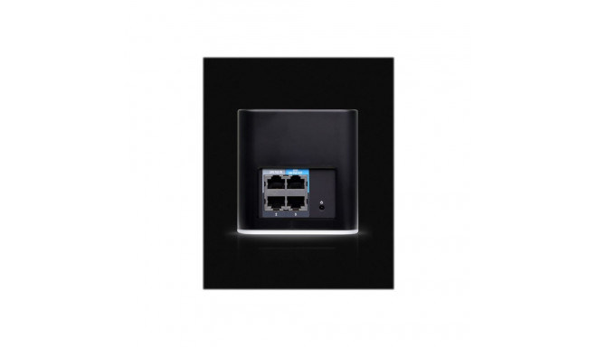 UBIQUITI ACB-AC Ubiquiti airCube airMAX Home Router Wi-Fi 802.11ac 2x2, 4x GbE ports