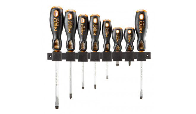 8-osaline kruvikeerajate komplekt