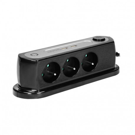 Nabiurkowa toiteplokk lülitiga 3x2P+Z, laadija 2xUSB 2.4A, ülepinge piiraja TYP 3, kaabel H05VV-F 3x