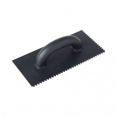 Paca plastikust 270*130mm, hammas 12*12mm, suletud käepide