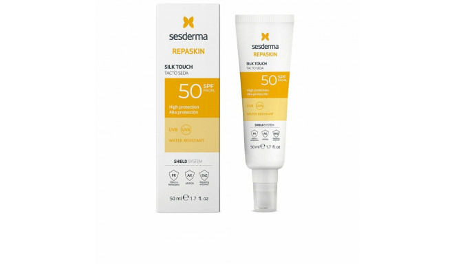 Facial Sun Cream Sesderma REPASKIN Spf 50 50 ml Silky