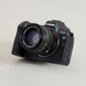 Urth Lens Mount Adapter: Compatible with Canon FD Lens to Canon RF Camera Body