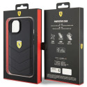 Ferrari FEHCP15SRDUK iPhone 15 / 14 / 13 6.1" black/black hardcase Quilted Metal Logo