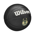 Wilson Team Tribute Milwaukee Bucks Mini Ball WZ4017606XB basketball (3) Wilson Team Tribute Milwaukee Bucks Mini Ball WZ4017606XB basketball (3)