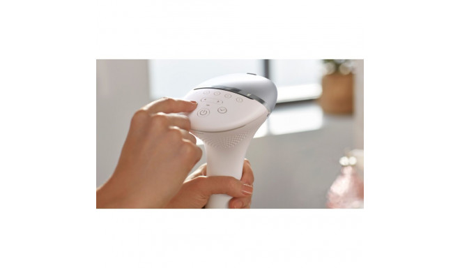 Philips Lumea Prestige Lumea IPL 8000 Series BRI940/00 IPL Hair removal device with SenseIQ